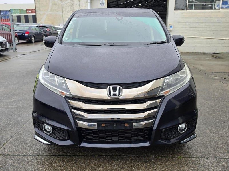 2014 Honda Odyssey Absolute, New Shape, 8 Seater, photo 2