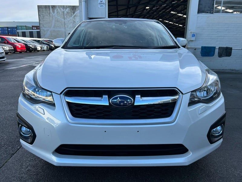 2014 Subaru Impreza 2.0L Hatch, Eyesight AWD, photo 2