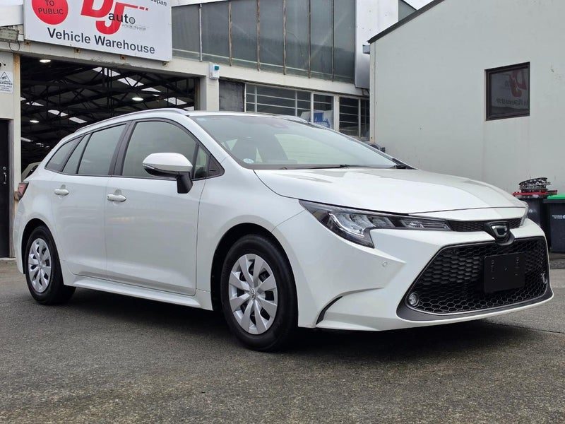 2020 Toyota Corolla Touring, 1.8L Wagon, photo 3