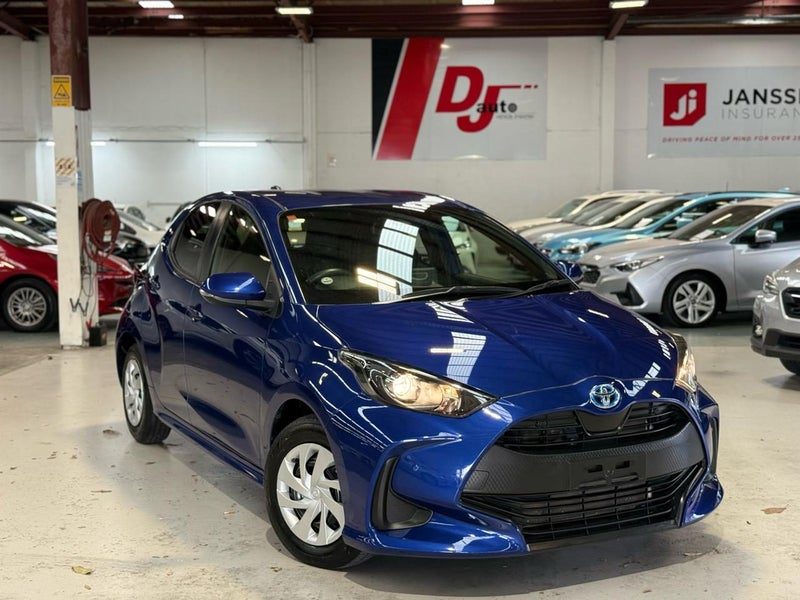 2021 Toyota Yaris Hybrid Push Start