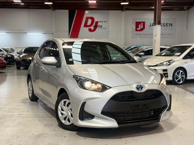 2021 Toyota Yaris Hybrid Push Start