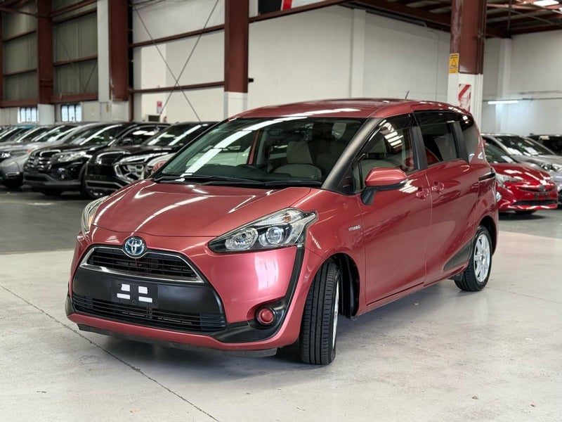 2016 Toyota Sienta Hybrid - 5 Seater, photo 3