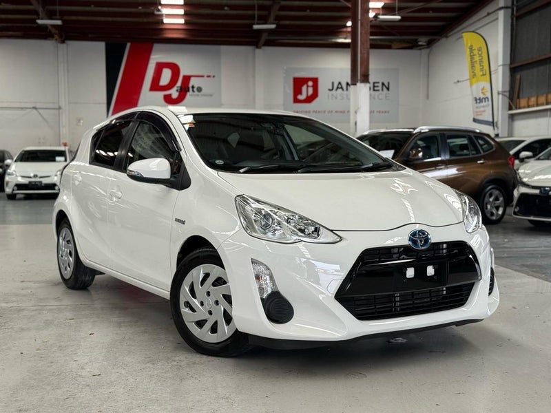 2016 Toyota Aqua Facelift ! Hybrid Engine