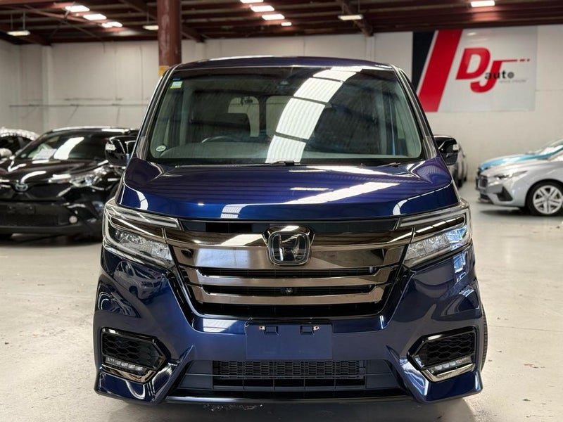 2019 Honda Step Wagon Hybrid Spada G, photo 2