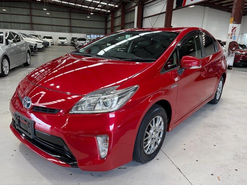 2012 Toyota Prius S Model 1800cc Hybrid