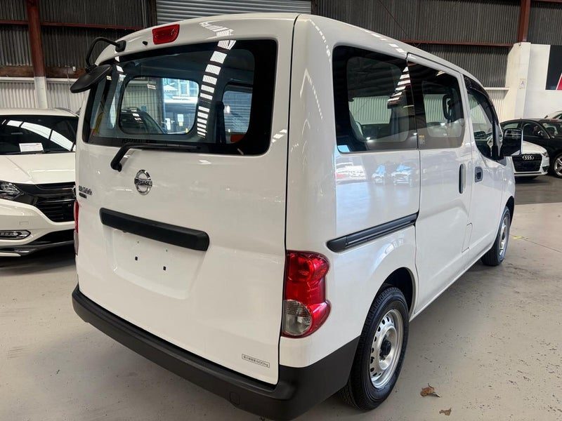 2021 Nissan NV200 5 Door Vanette, photo 2