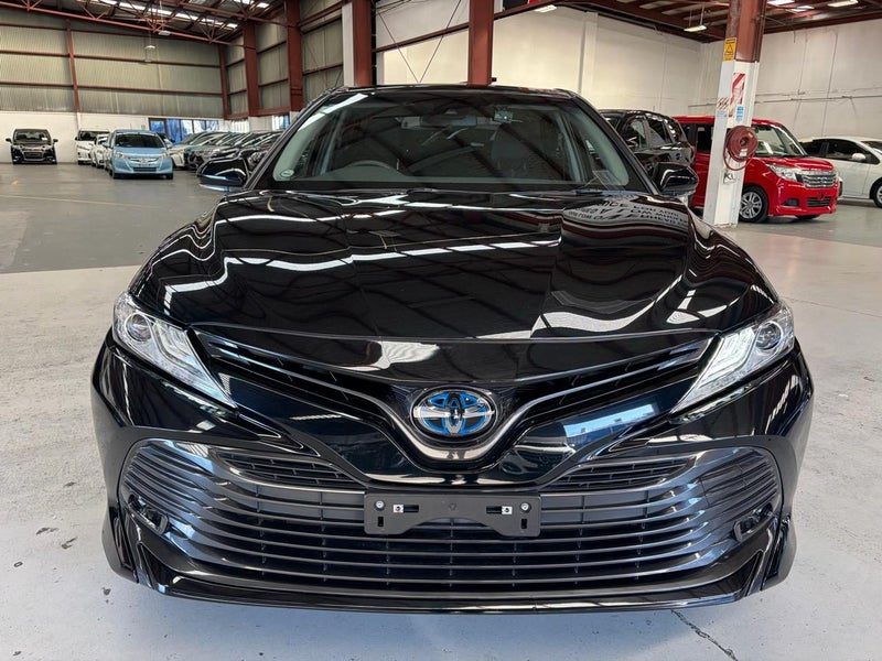 2019 Toyota Camry Hybrid, New Shape!, photo 3