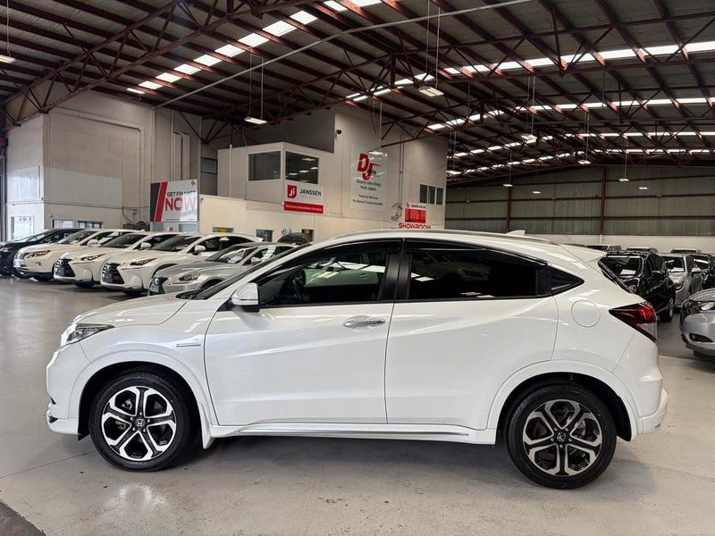 2016 Honda Vezel Hybrid Z Model, photo 3