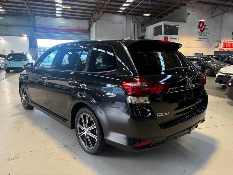 2016 Toyota Corolla FIELDER HV G AERO TOURER WXB, photo 3