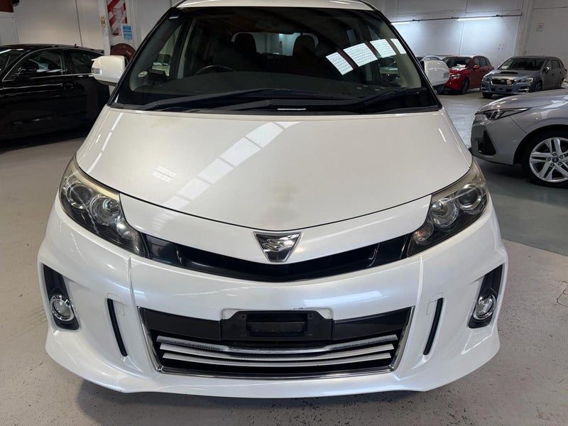 2015 Toyota Estima Aeras, 7 Seater, Black Interior, photo 2