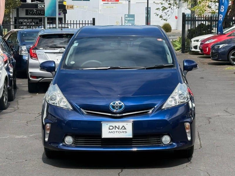 2012 Toyota Prius Alpha S NEW TYRES, photo 2