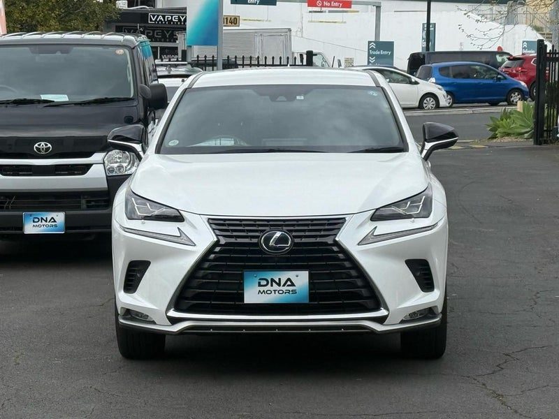 2021 Lexus NX 300h Spice & Chic, photo 2