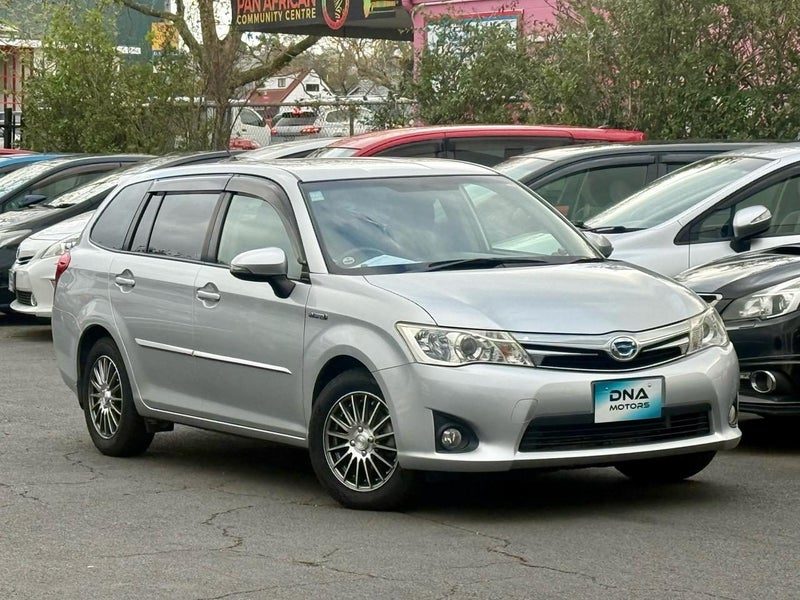 2014 Toyota Corolla FIELDER HYBRID G, main photo