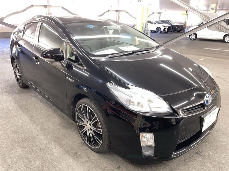 2011 Toyota Prius HYBRID CUSTOM ALLOYS, photo 2