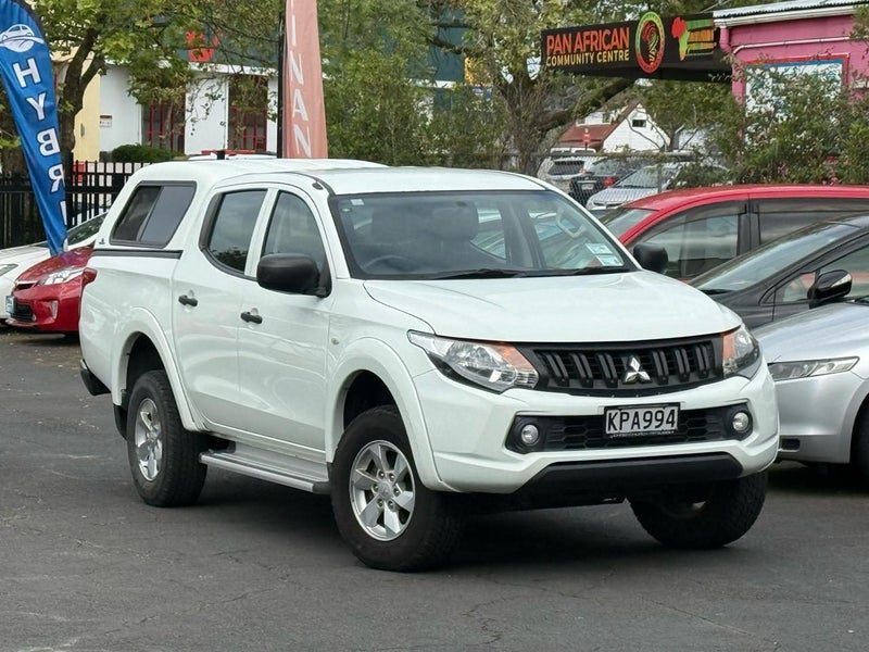 2017 Mitsubishi Triton D/CAB GLX 2.4D/4WD