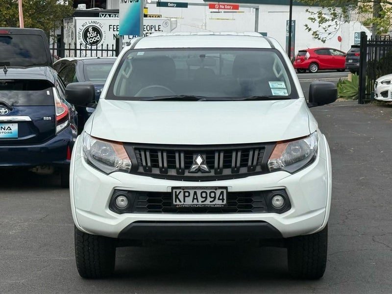 2017 Mitsubishi Triton D/CAB GLX 2.4D/4WD, photo 2