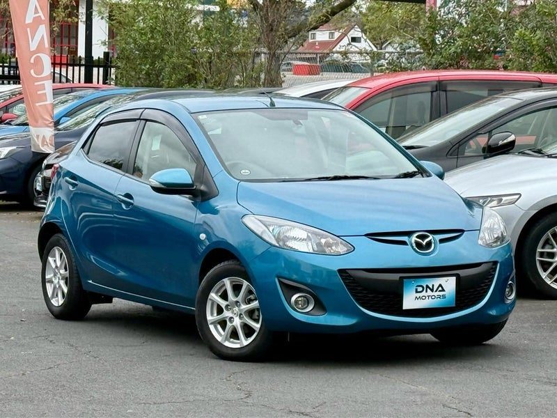 2012 Mazda Demio 13-SKYACTIV