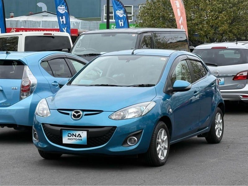2012 Mazda Demio 13-SKYACTIV, photo 3