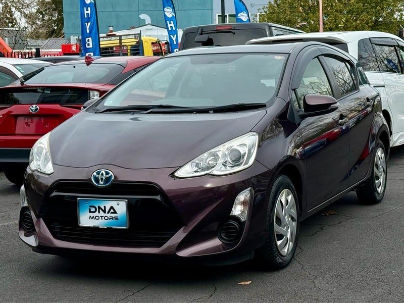 2014 Toyota Aqua S FULL SERVICE HISTORY, photo 3