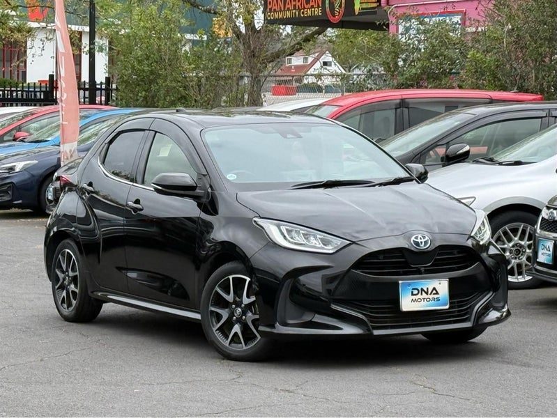 2021 Toyota Yaris HYBRID Z