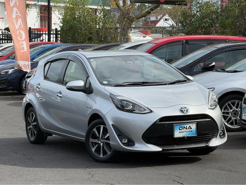 2018 Toyota Aqua S STYLE BLACK, main photo