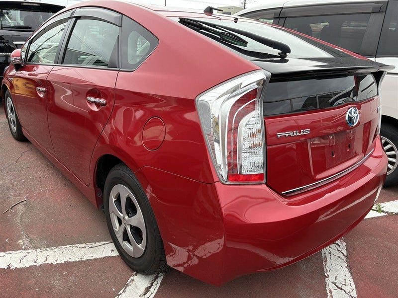2013 Toyota Prius S Hybrid, photo 3