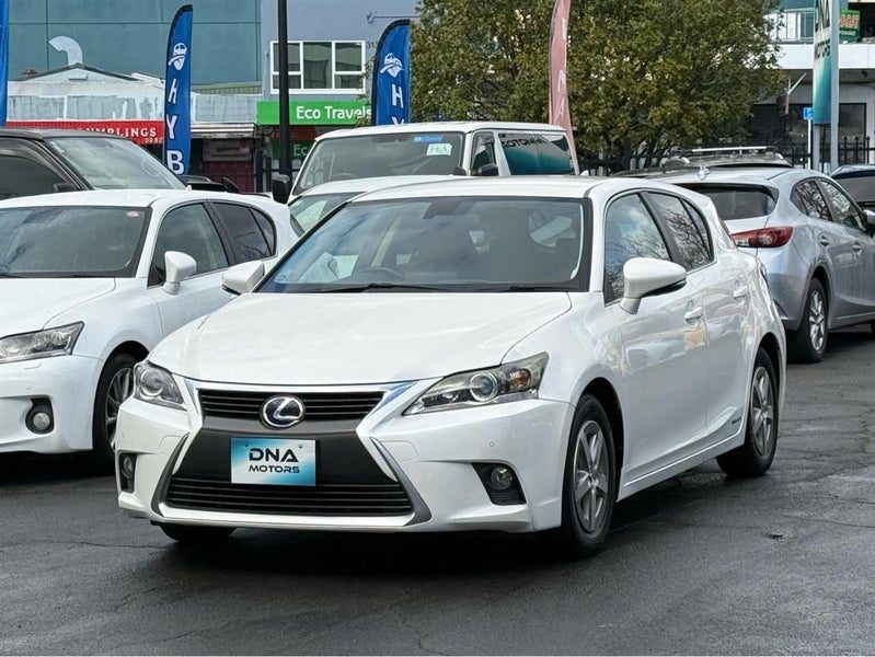 2015 Lexus CT 200h CT200h VERSION C, photo 3