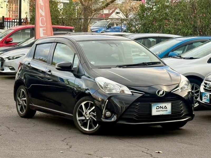 2017 Toyota Vitz U SPORTY PACKAGE, main photo