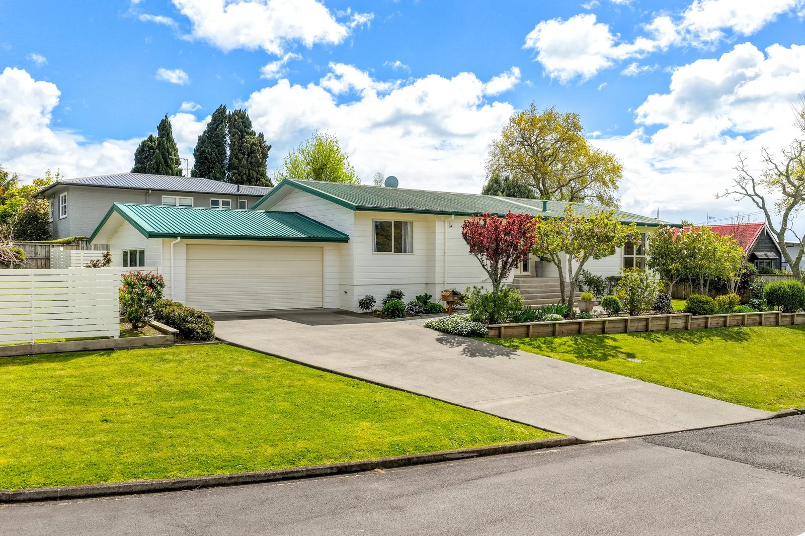 6 Luplau Crescent, Cockle Bay