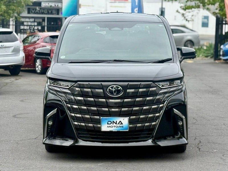 2024 Toyota Alphard Executive, photo 2