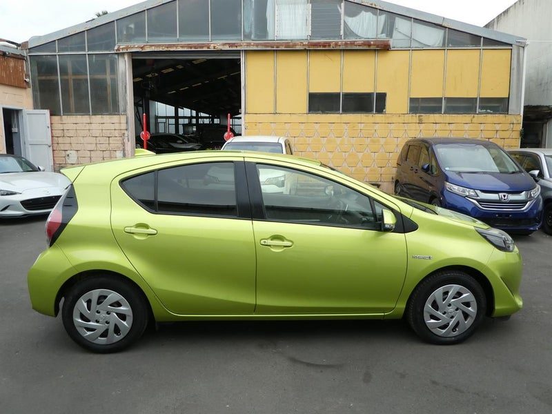 2018 Toyota Aqua S model!PUSH START, photo 3