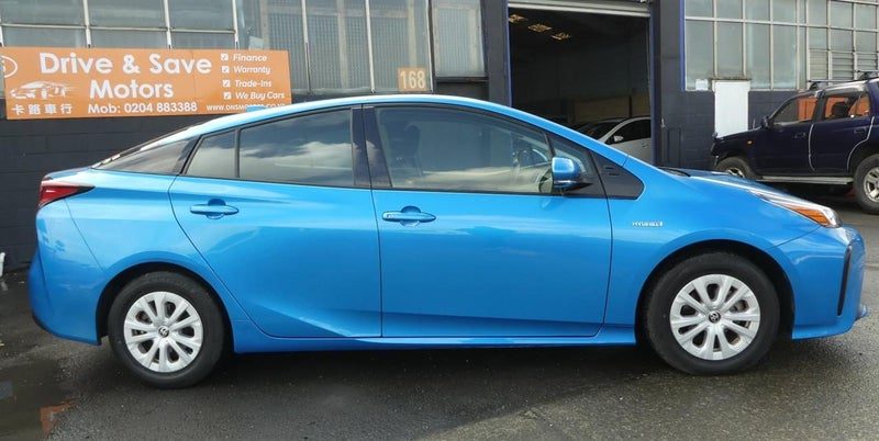 2019 Toyota Prius S MODEL! Keyless entry., photo 3