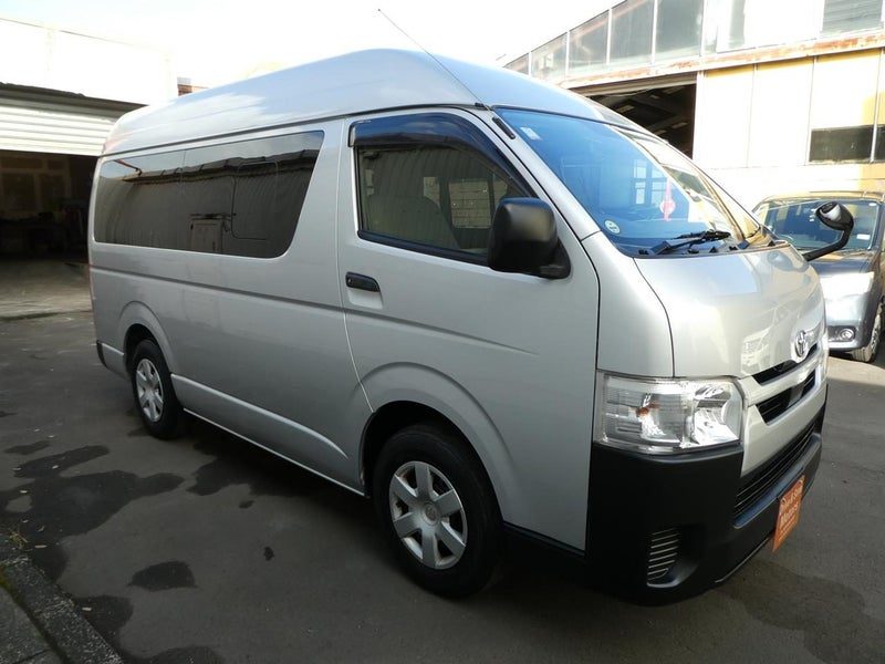 2021 Toyota Hiace HIGH ROOF, photo 2