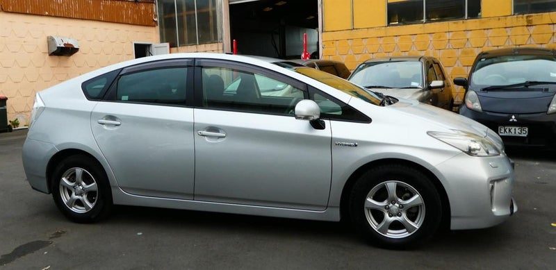 2013 Toyota Prius S MODEL! Keyless entry., photo 3