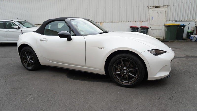 2018 Mazda Roadster RS, photo 2