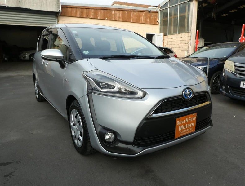 2015 Toyota Sienta HYBRID G 7 PERSON