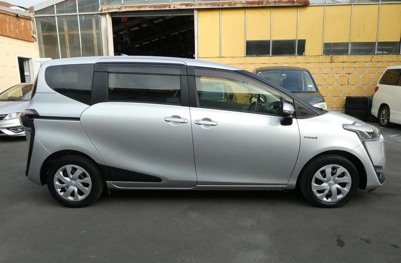 2015 Toyota Sienta HYBRID G 7 PERSON, photo 3