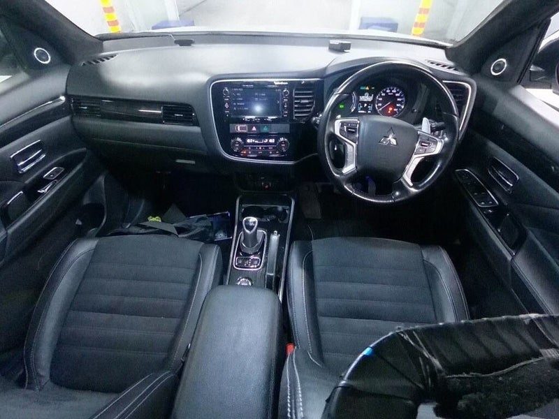 2015 Mitsubishi Outlander, photo 3