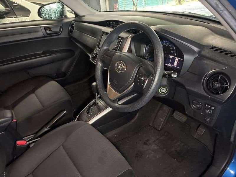 2017 Toyota Corolla FIELDER HYBRID, photo 3
