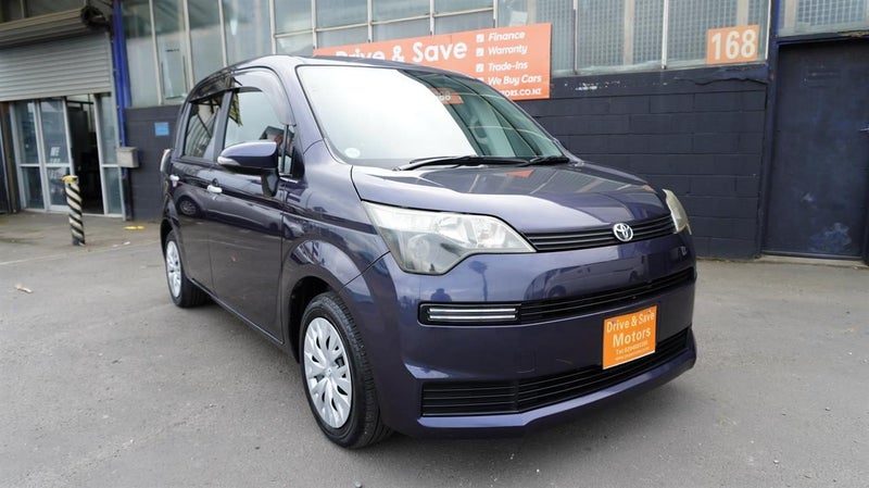 2013 Toyota Spade 1.5L Electric sliding door