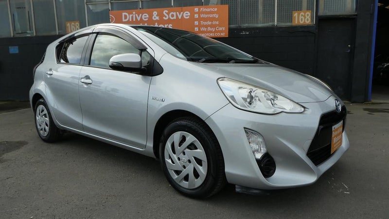 2016 Toyota Aqua S model!PUSH START, photo 2