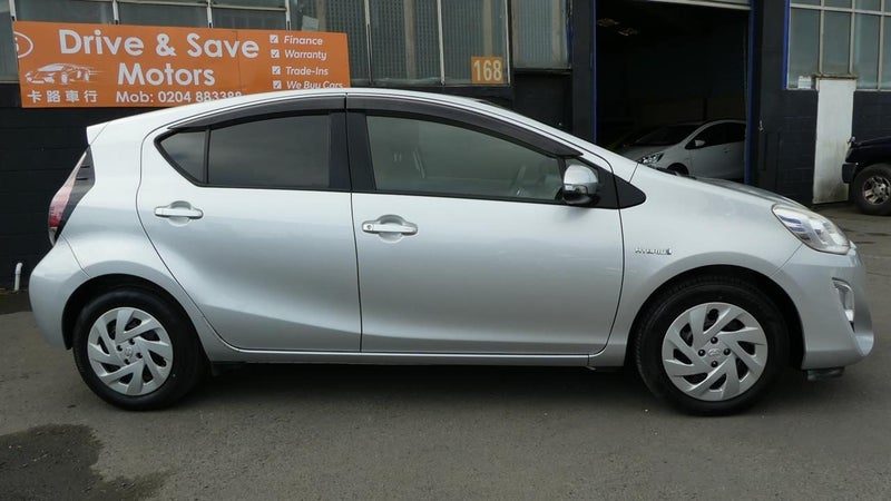 2016 Toyota Aqua S model!PUSH START, photo 3