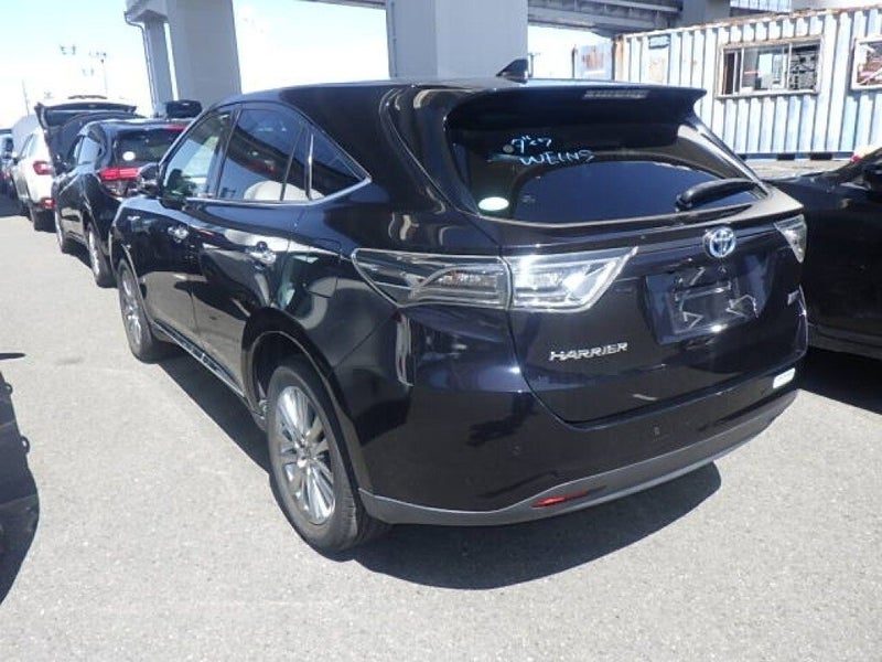 2016 Toyota Harrier, photo 2