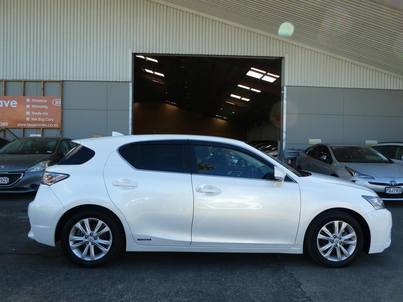 2017 Lexus CT 200h, photo 3