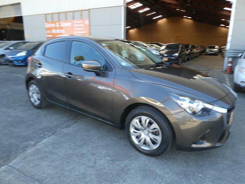 2018 Mazda Demio, photo 2