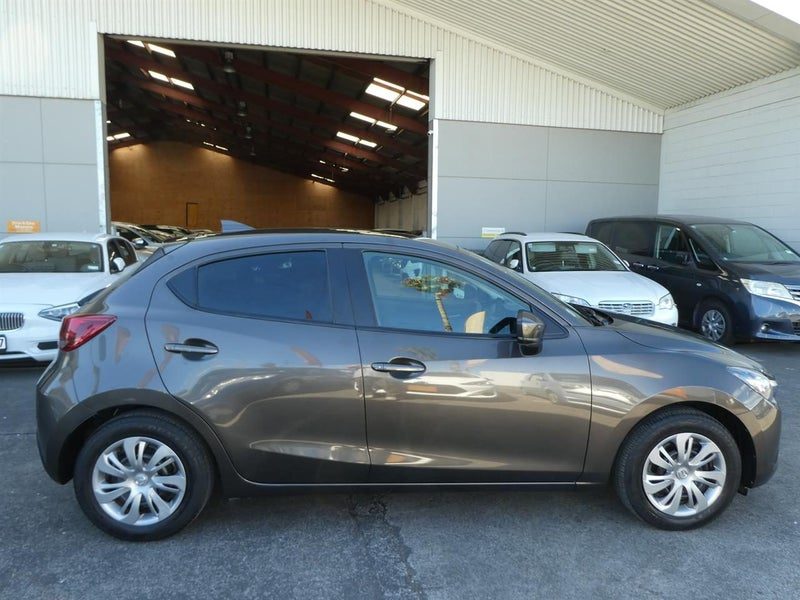 2018 Mazda Demio, photo 3