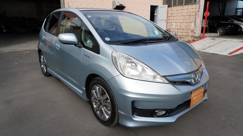 2012 Honda Fit HYBRID RS