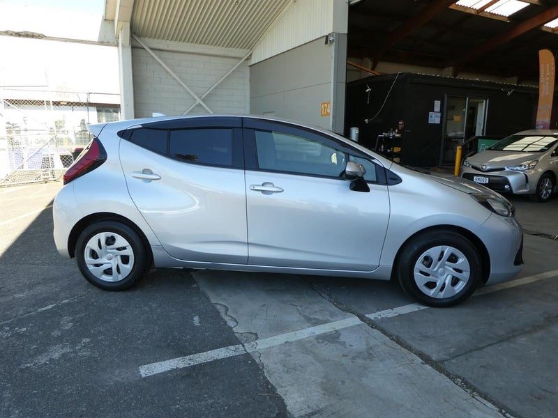 2021 Toyota Aqua S PUSH START, photo 3