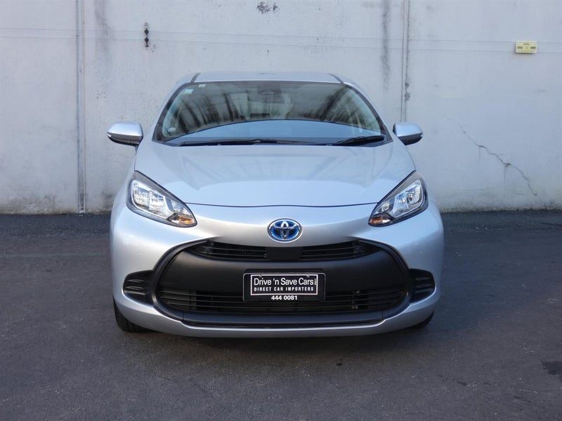 2022 Toyota Aqua, photo 2