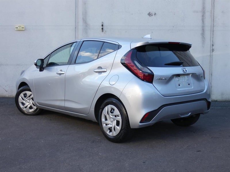 2022 Toyota Aqua, photo 3